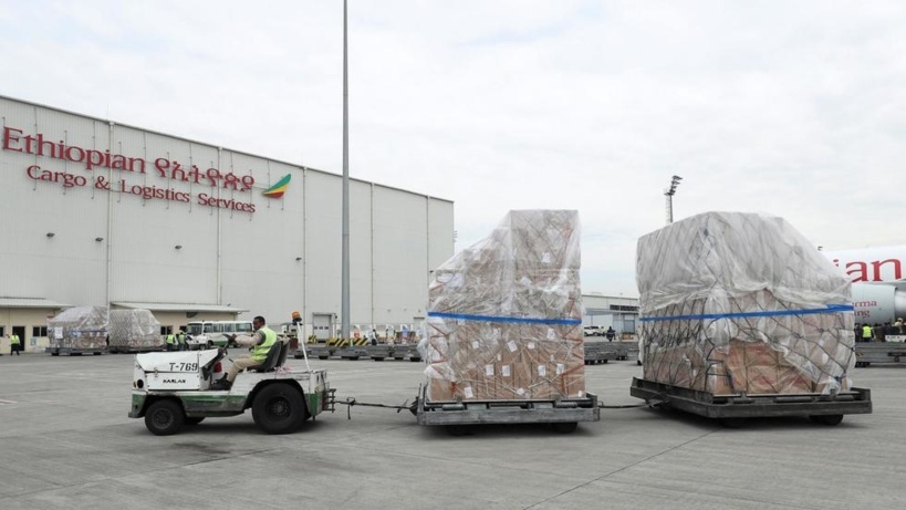 Coronavirus: la fondation du milliardaire chinois Jack Ma livre du matériel à l'Afrique Coronavirus: la fondation du milliardaire chinois Jack Ma livre du matériel à l'Afrique