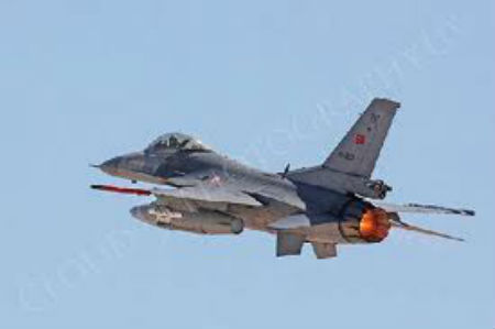 Turquie: l'avion de combat abattu par la Syrie volait dans l'espace aérien international