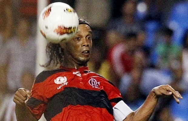 Brésil: Flamengo invite à bruler les maillots de Ronnie