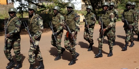Mali: au moins 20 soldats tués dans une attaque attribuée aux jihadistes