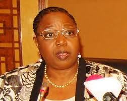 Ministère de la Santé – Eva Marie Coll réclame à Macky Sall, une augmentation du budget de son ministère