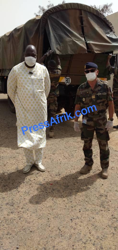 Covid-19 : l’Armée française vient en aide l’hôpital Youssou Mbargane Diop de Rufisque (Images)
