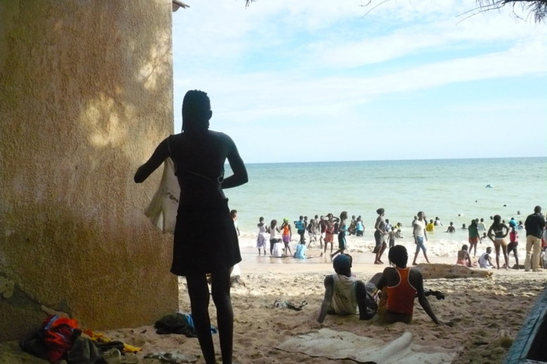 Les corps des quatre jeunes noyés repêchés à la plage de Cambérène
