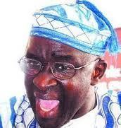 Moustapha Cissé Lô sur des pieds de guerre : "Si Macky me trahit, je démissionne"