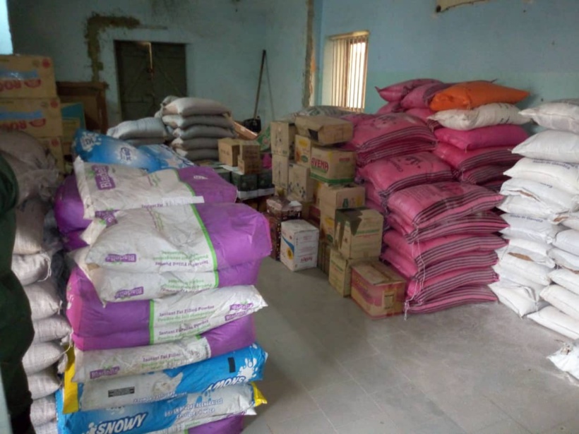 Sénégal: des Kits de l'OMS pour protéger le personnel soignant contre le COVID-19 Sénégal: des Kits de l'OMS pour protéger le personnel soignant contre le COVID-19