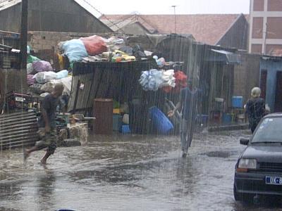 Sédhiou : la première forte pluie de l’hivernage emporte des centaines de millions de FCFA