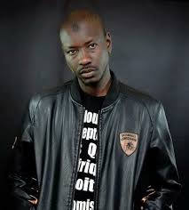 Le Procureur requiert 3 mois de prison ferme contre Karim Xrum Xax