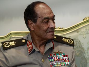 Egypte : le maréchal Tantaoui écarté du pouvoir par le président Morsi
