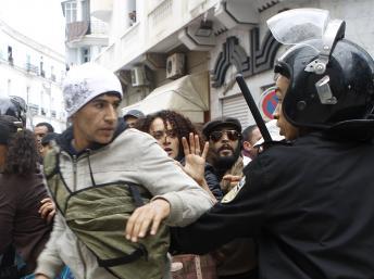 Tunisie: manifestation de chômeurs en avril 2012.