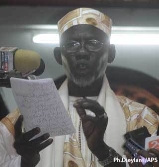 L’Imam de la grande mosquée de Dakar, Pape Moussa Samb appelle Macky à assumer pleinement ses responsabilités