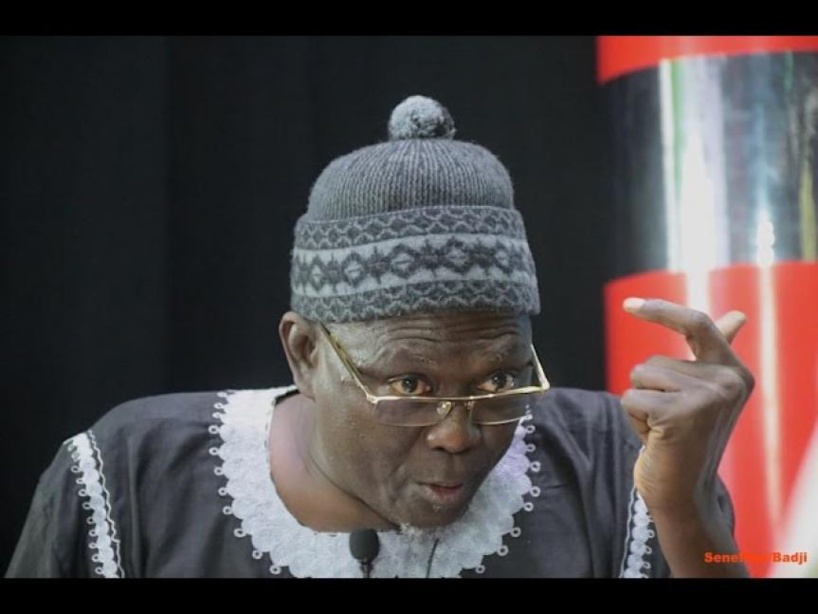 Vrai ou faux Décret d'honorariat des anciens Présidents du CESE: Moustapha Diakhaté affirme que la Présidence ment et exige des "excuses publiques" de Macky Vrai ou faux Décret d'honorariat des anciens Présidents du CESE: Moustapha Diakhaté affirme que la Présidence ment et exige des "excuses publiques" de Macky