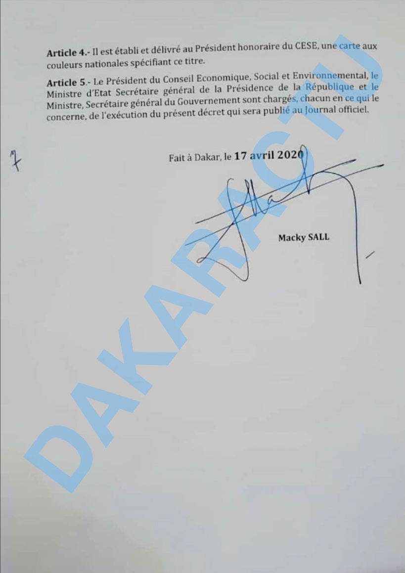 Présidence honoraire Cese: Yakham Mbaye brandit un soi-disant vrai document et menace Bassirou Diomaye Faye de Pastef Présidence honoraire Cese: Yakham Mbaye brandit un soi-disant vrai document et menace Bassirou Diomaye Faye de Pastef
