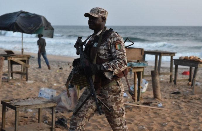 Côte d’Ivoire : une « dizaine » de soldats tués au cours d’une attaque djihadiste