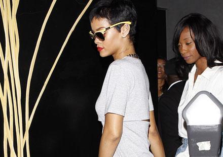 Rihanna : on a failli voir sa culotte, enfin si culotte il y avait !
