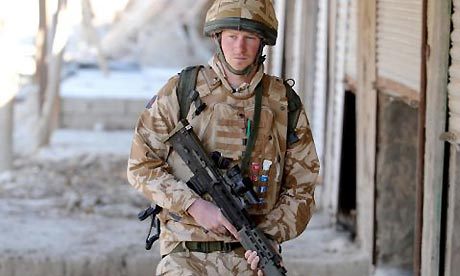 Prince Harry : ''Traitement de faveur'' pour la cible n°1 des talibans