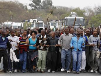 Afrique du Sud : un accord met fin à la grève des mineurs de Marikana