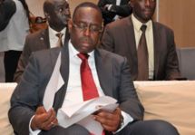 Macky Sall tient son premier rapport du Fesman 2010