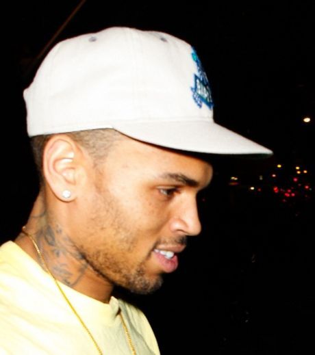 Chris Brown : Le père de Rihanna lui donne sa bénédiction