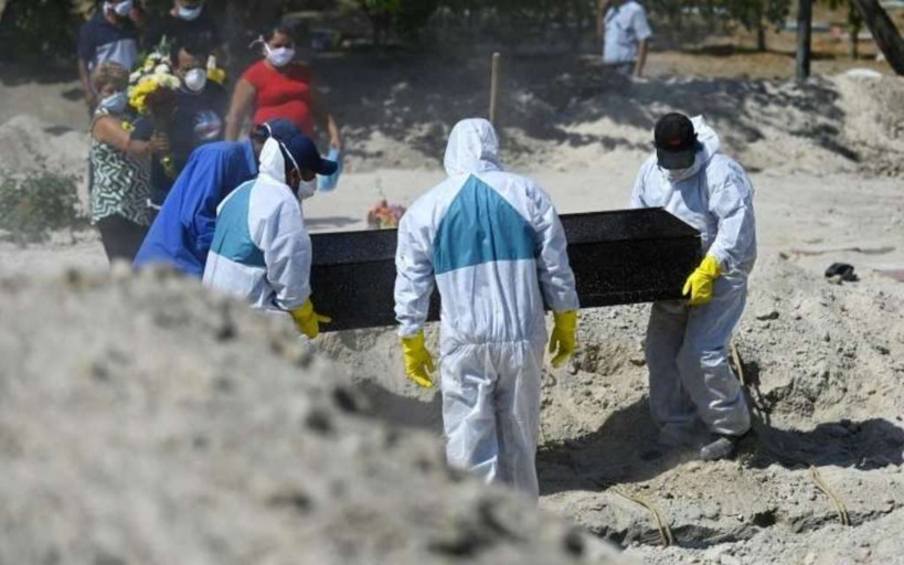 Coronavirus dans le monde : 818 morts aux Etats-Unis et 895 au brésil en 24h Coronavirus dans le monde : 818 morts aux Etats-Unis et 895 au brésil en 24h