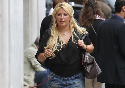 Loana : "Ma mère veut me mettre sous tutelle mais ça ne se fera pas"