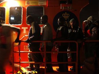 Algérie: le terrible périple de quatre clandestins africains jetés à la mer