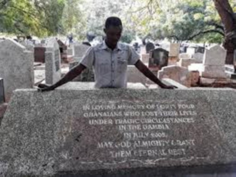 Massacre de migrants en Gambie en 2005: des ONG demandent une enquête internationale Massacre de migrants en Gambie en 2005: des ONG demandent une enquête internationale