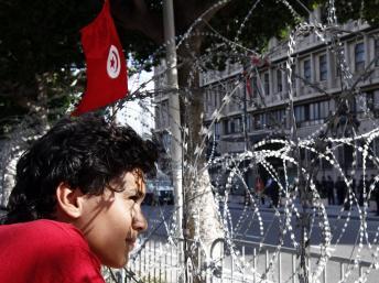 Tunisie: un an après les élections, le bilan est sombre et tout reste à faire