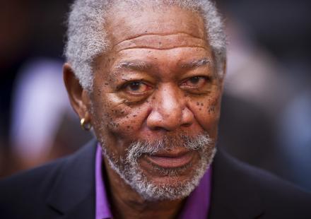 Morgan Freeman réagit à sa propre mort : "J'espère que ce n'est pas vrai"
