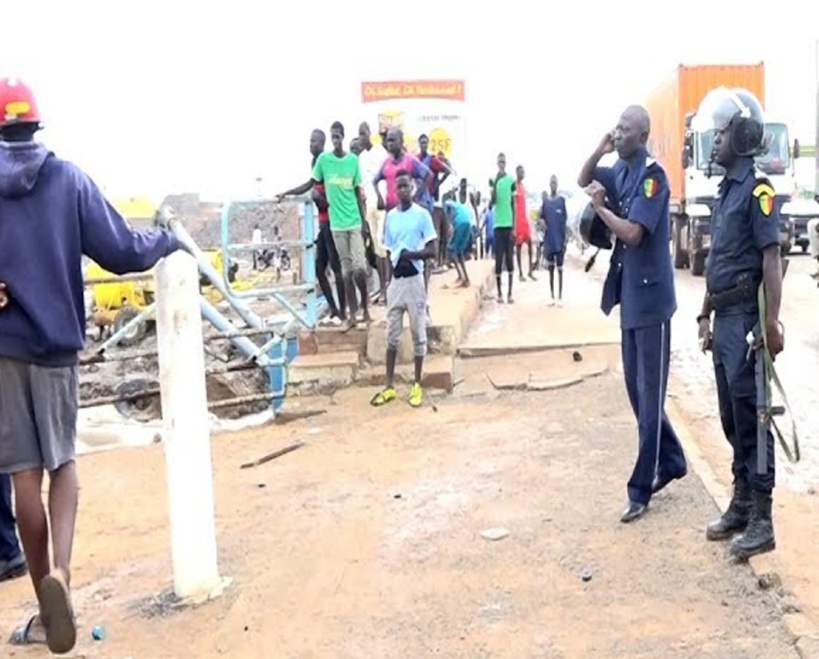 Déguerpis de Colobane : des mécaniciens fustigent l’attitude du ministre de l’Urbanisme Déguerpis de Colobane : des mécaniciens fustigent l’attitude du ministre de l’Urbanisme