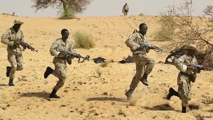 Opération militaire au Mali : la France n’interviendra pas «elle-même»