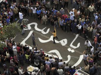 L’Egypte divisée face à Morsi, qui se pose en gardien de la révolution