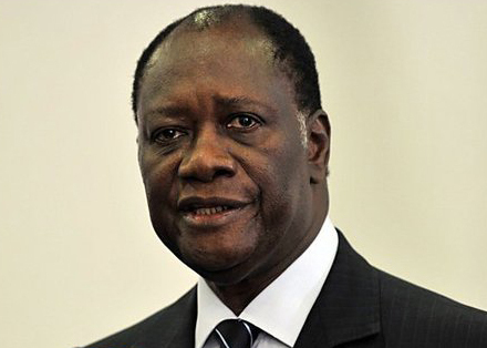 Alassane Ouattara présente son bilan 2012 aux ambassadeurs