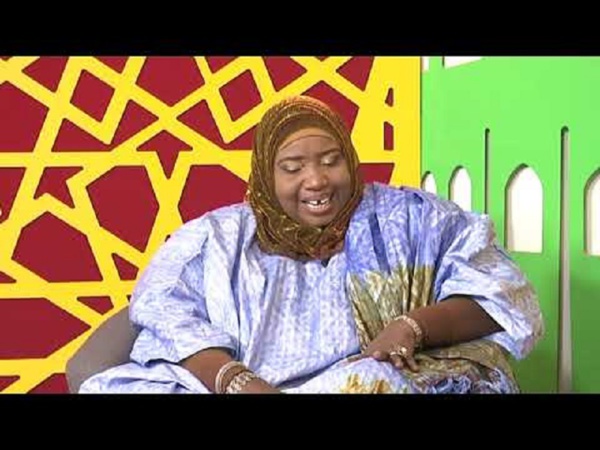 La prêcheuse Zayda Fatou Binetou Diop menacée de mort par le chambellan d'un Mbacké-Mbacké La prêcheuse Zayda Fatou Binetou Diop menacée de mort par le chambellan d'un Mbacké-Mbacké