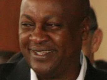 Le président par intérim du Ghana, John Dramani Mahama, est candidat à la magistrature suprême face à sept autres prétendants.