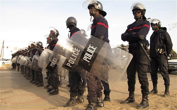 Place de l’Obélisque & Manifestation du Pds : La police nationale sort la grande armure