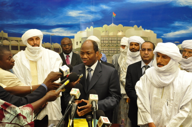 Mali: Ansar Dine et MNLA acceptent un «dialogue» avec Bamako