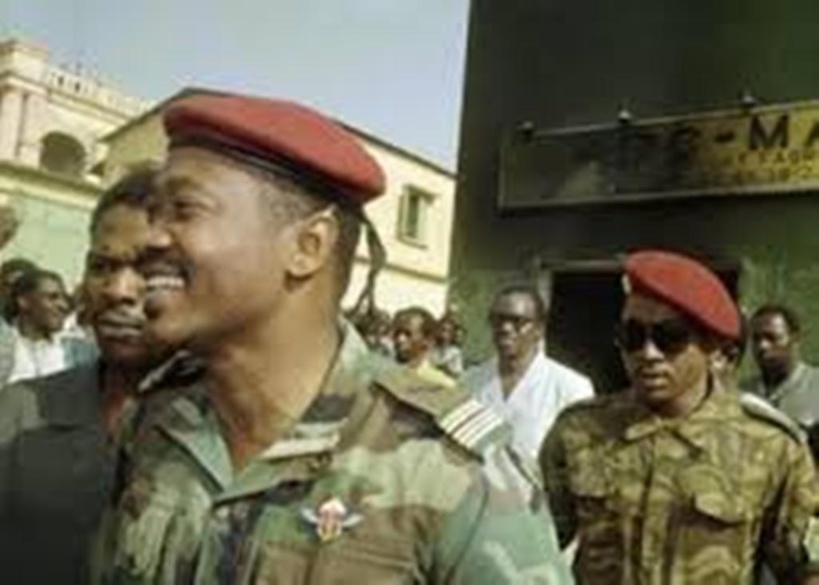 Mali: 60 années rythmées par les coups d’État Mali: 60 années rythmées par les coups d’État