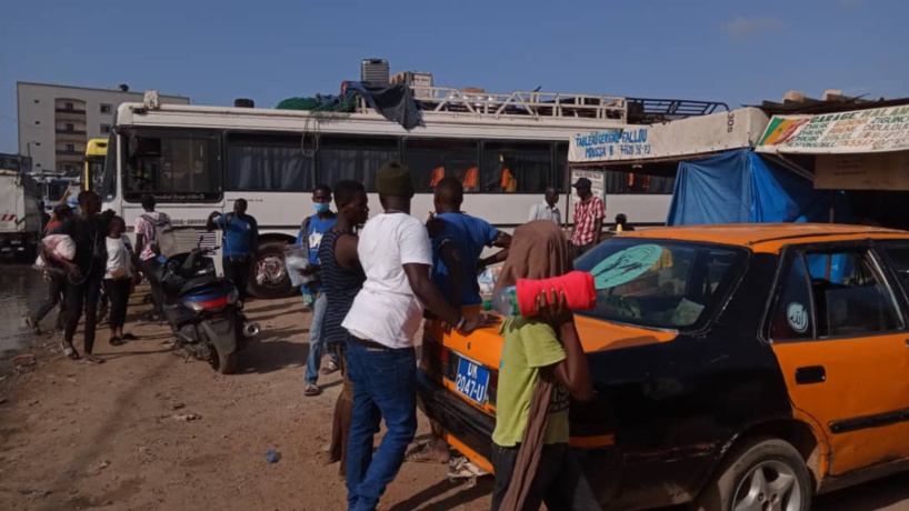 Fermeture de la frontière Sénégal-Gambie : A la gare Bignona de Grand Yoff, chauffeurs et voyageurs crient leur ras-le-bol