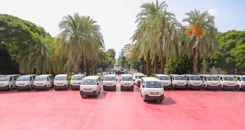 Transport interurbain: Macky a réceptionné le premier lot de véhicules 15 places qui vont remplacer les voitures 7 places