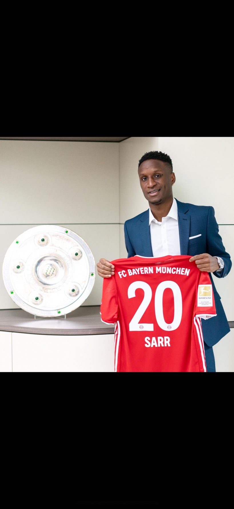 Bouna Sarr raconte les coulisses de son transfert au Bayern Munich Bouna Sarr raconte les coulisses de son transfert au Bayern Munich