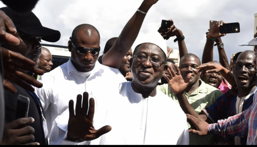 Dernière minute - Soumaila CISSÉ dans un hélico et passera la nuit ce mardi à Gao avant d’arriver demain à Bamako Dernière minute - Soumaila CISSÉ dans un hélico et passera la nuit ce mardi à Gao avant d’arriver demain à Bamako