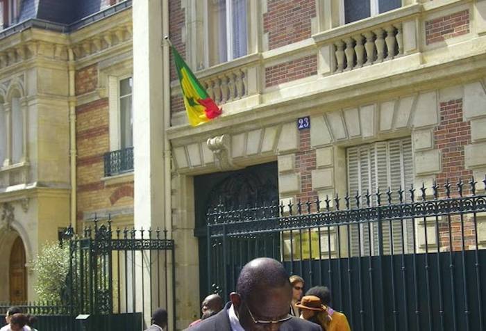 Covid-19 : le consulat de Sénégal à Paris fermé après 1 cas positif