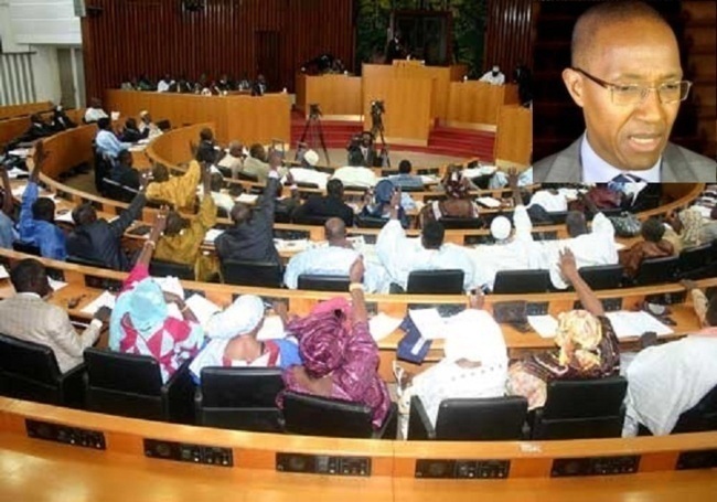 Motion de censure contre le gouvernement : L’Assemblée rejette, Abdoul MBAYE accuse et se défoule sur les libéraux