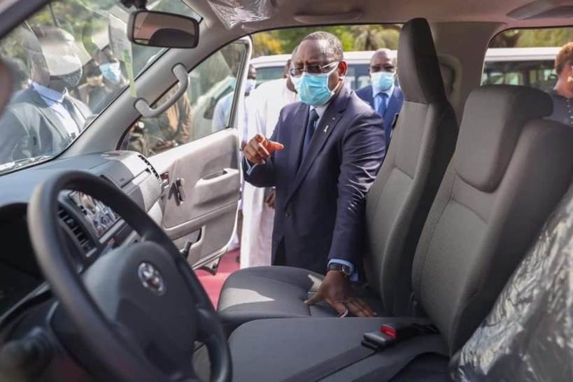 Transport: les chauffeurs de «7 places» rejettent les nouveaux minibus de l’Etat Transport: les chauffeurs de «7 places» rejettent les nouveaux minibus de l’Etat