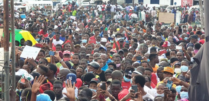 Les images de la manifestation des Guinéens à Dakar ce vendredi 30 octobre Les images de la manifestation des Guinéens à Dakar ce vendredi 30 octobre