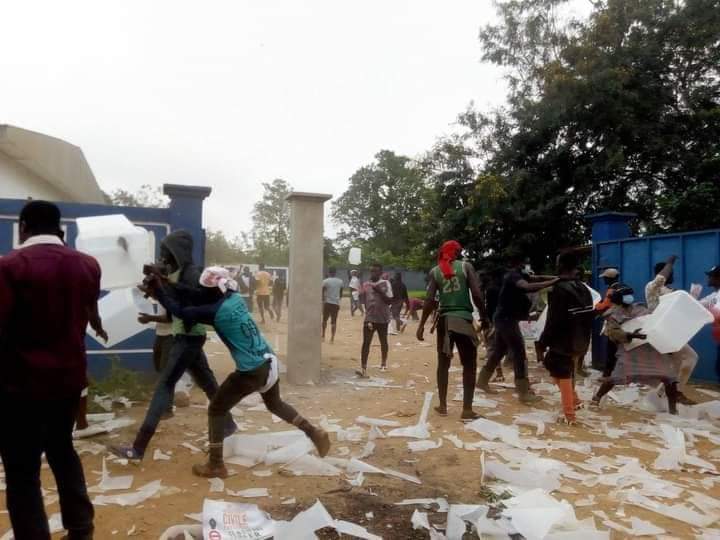 Côte d'Ivoire: près de 7,5 millions d'électeurs appelés ce samedi aux urnes dans un contexte tendu et incertain