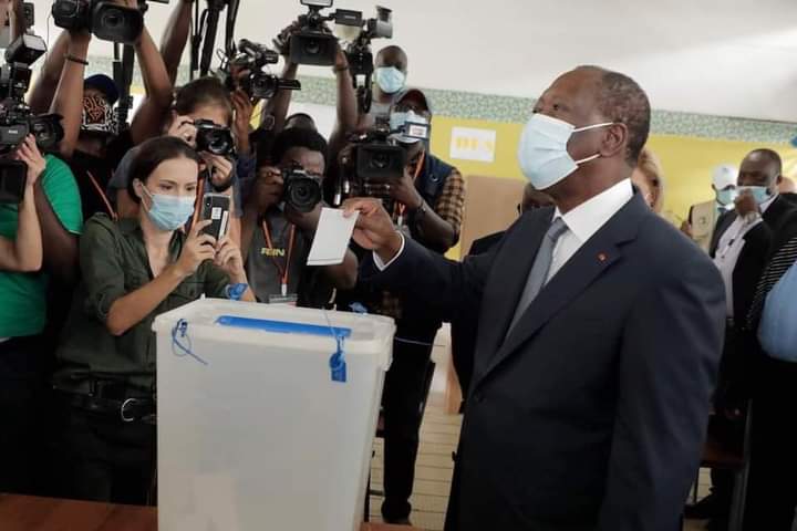 Côte d'Ivoire : Ouattara «satisfait» du bon déroulent du scrutin sur l'ensemble du territoire
