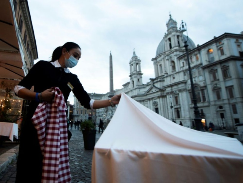 Coronavirus: L'Italie décrète un couvre-feu à 22h00 sur tout le territoire à partir de jeudi Coronavirus: L'Italie décrète un couvre-feu à 22h00 sur tout le territoire à partir de jeudi