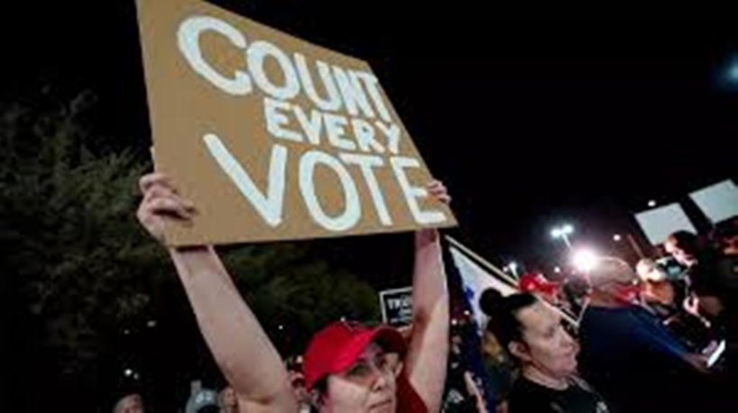 Présidentielle : Donald Trump engage la bataille judiciaire dans trois États Présidentielle : Donald Trump engage la bataille judiciaire dans trois États