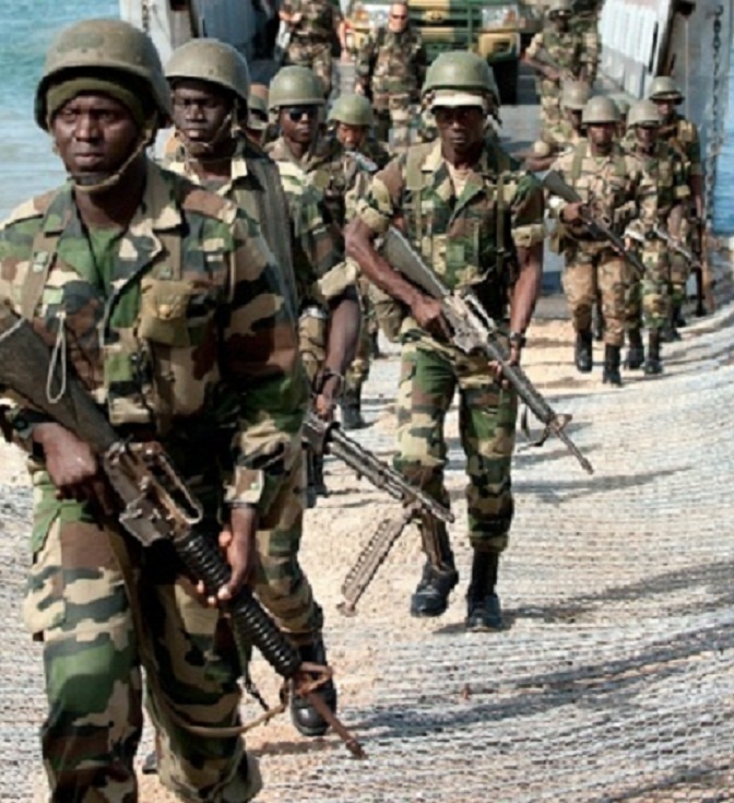 Attendus au Mali, les soldats sénégalais s’entrainent à Linguère dans des conditions identiques à la situation de guerre au Nord-Mali
